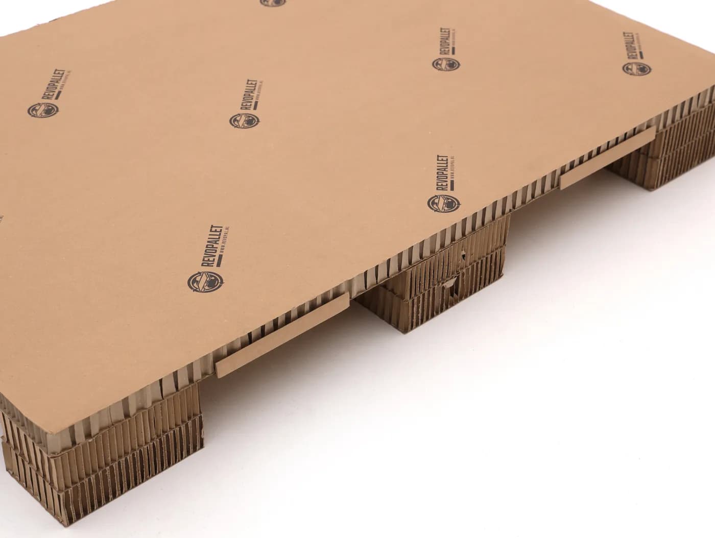 Cardboard Revopallet made of honeycomb paper